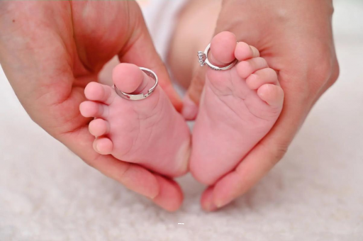 借卵生子咨询孕妇感冒了嗓子疼